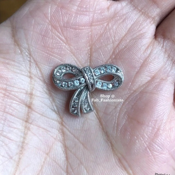 Bow Pendant Sterling Silver - Picture 5 of 10